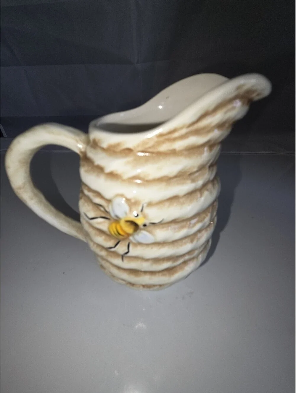 VTG Ceramic Honey Bee Creamer COTTAGECORE DECOR SG2